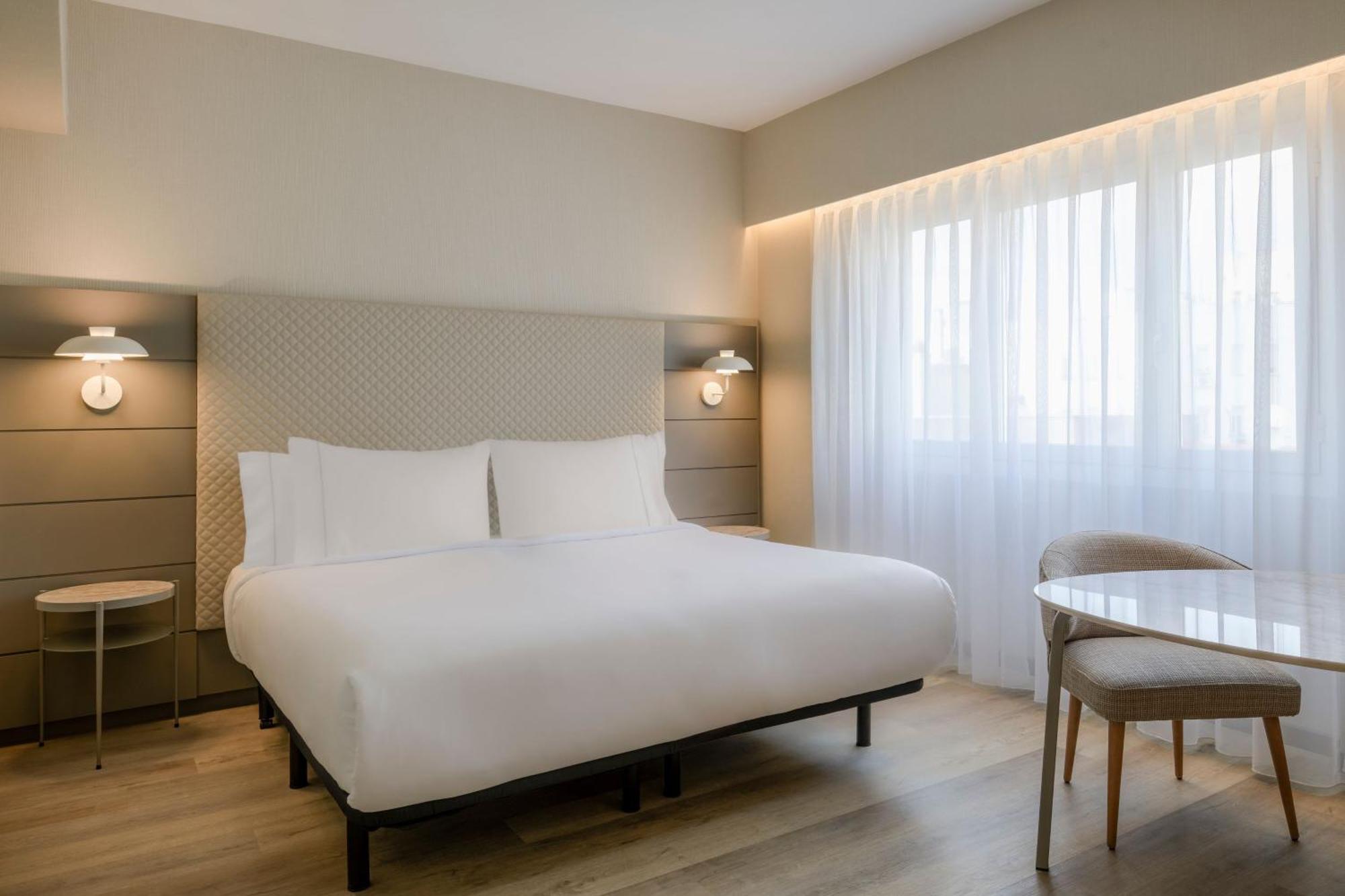 Standard Plus King Room,1629889405:JPEG