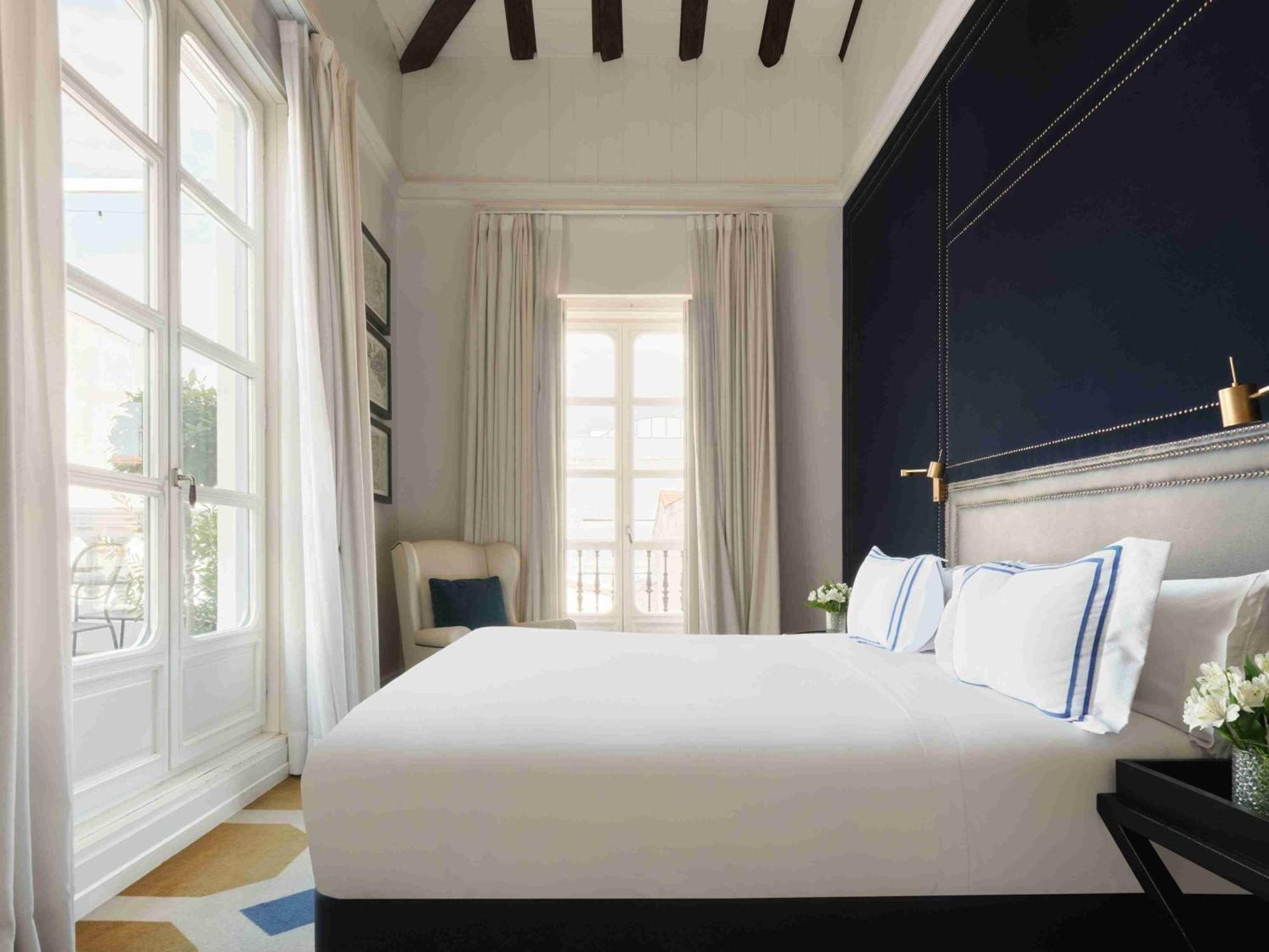 Suite Blue