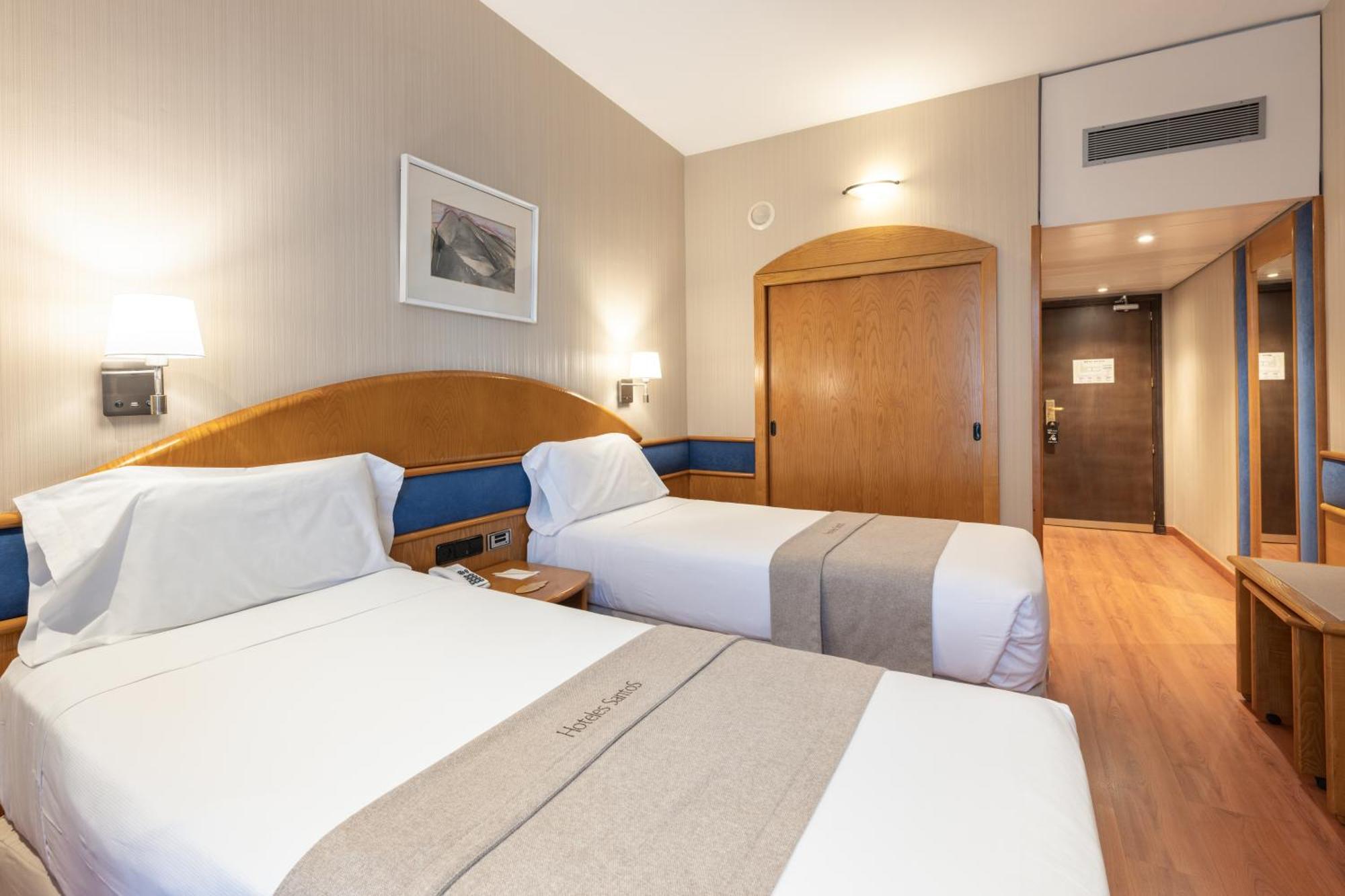 Double or Twin Room,1758523655:JPEG