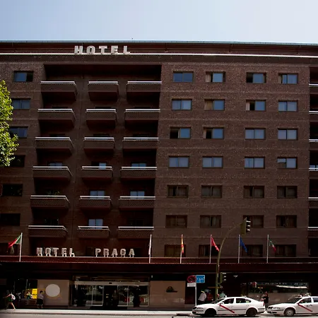 Hotel Praga-3